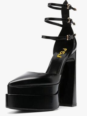 FSJ Black Platform Strappy Pump